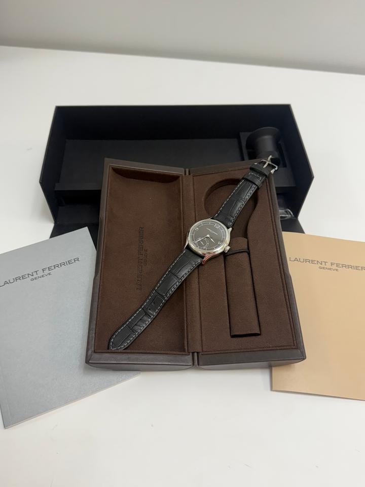 Unused Watches Offers Laurent Ferrier Classic Micro-Rotor in Stainless ...